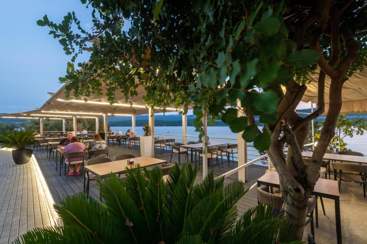 Hotel Porat เนอุม ภายนอก รูปภาพ
